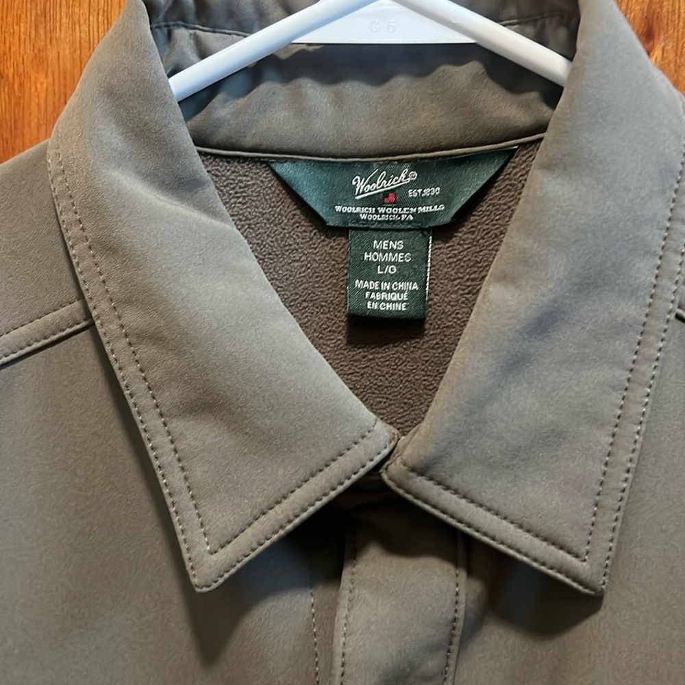 Woolrich rain-resistant fleece lined jacket